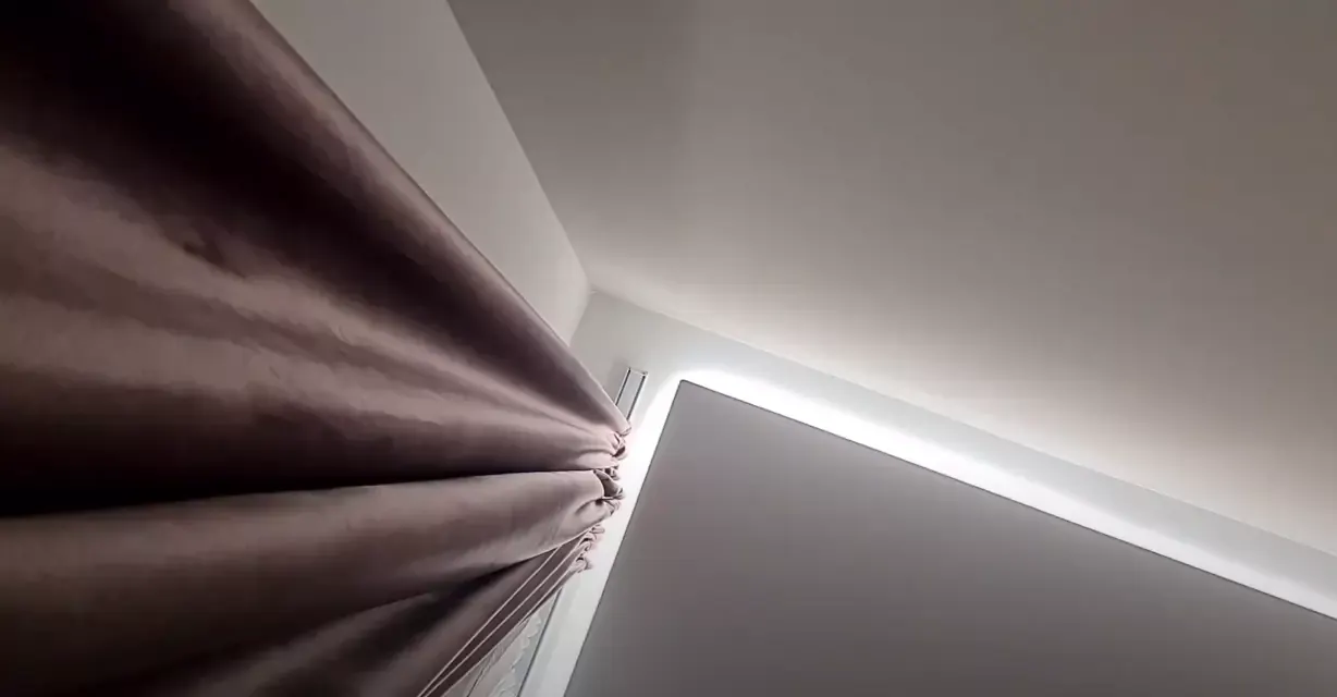 Натяжной потолок Teqtum KM2 с подсветкой — Новочеркасск, Мацоты, 32, фото 1